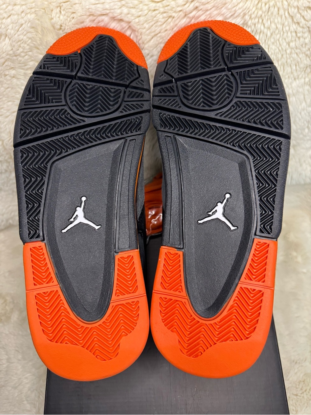 New in Box ✴️ Men’s Air Jordan 4 RM - Size 11 - Picture 5 of 7